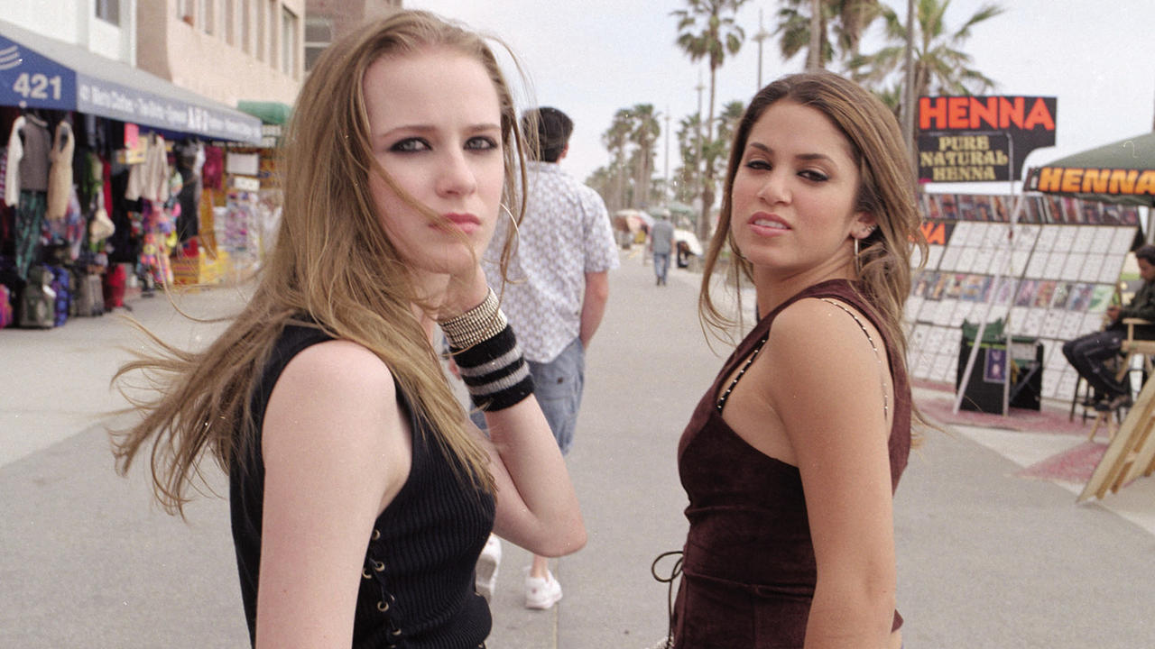 Thirteen (2003) film still